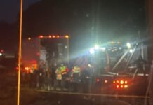 Choque e incendio de tractocamiones afecta la Puebla-Orizaba