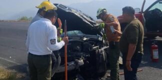 Choque frontal en Tehuacán–Teotitlán deja daños y lesionados