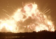 Cohete de Blue Origin explota durante prueba de motores