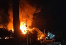 Explosión en cohetería clandestina de Ajalpan deja dos muertos