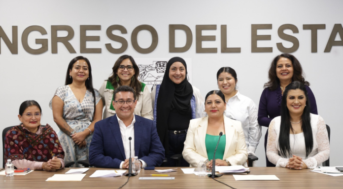 Buscan capacitar a personal de salud en lenguas indígenas en Puebla