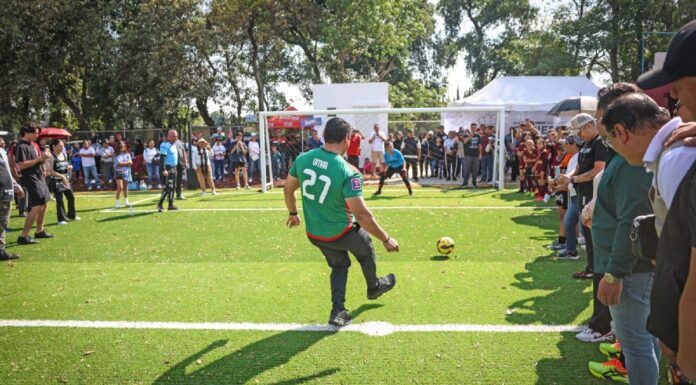 Omar Muñoz inaugura Deportivo Chautenco
