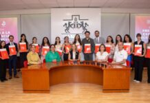 Obtienen 24 egresados de IBERO Puebla Premio a la Excelencia EGEL