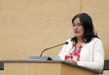 Esther Martínez respalda candidatura femenina para Puebla en 2027