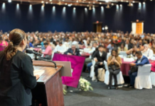 Laura Artemisa destaca labor de maestras y maestros poblanos
