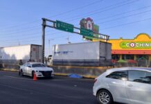 Hombre muere atropellado al intentar cruzar la México–Puebla