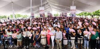 SEDIF festeja a más de 2 mil mamás en Acatzingo