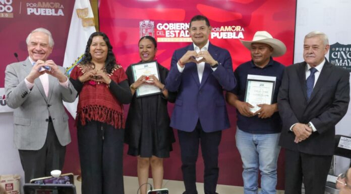 Puebla alcanza 118 municipios con denominación de origen del mezcal