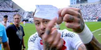 Neymar Jr. estalla por confusión arbitral durante derrota del Santos