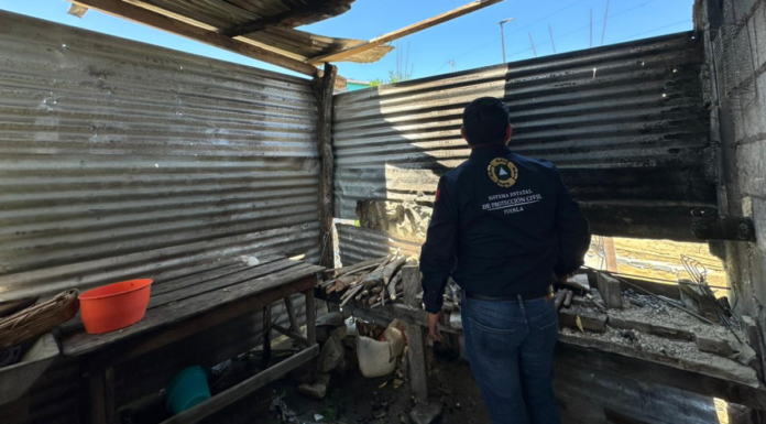 Entregan apoyos a familias afectadas por lluvias en Pantepec