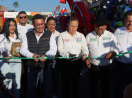 Pável Gaspar inaugura “Izucarlandia” por Día de la Niñez