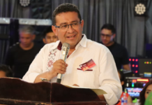 Pável Gaspar reconoce labor docente en Chiautla de Tapia