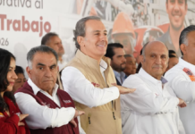 Pepe Chedraui participa en ceremonia por el Día del Trabajo