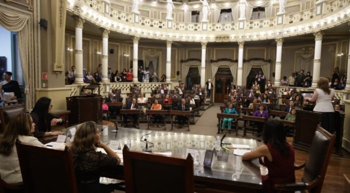 Continúa rehabilitación en antigua sede del Congreso