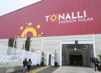 Sheinbaum respalda a Tonalli, fábrica poblana de paneles solares