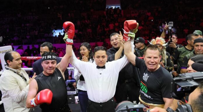Empatan Chávez y “Travieso” en pelea con causa en Puebla