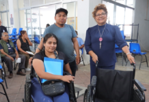 Tere Alfaro encabeza entrega de aparatos funcionales en Cuautlancingo