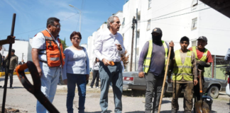 Pepe Chedraui supervisa avances de bacheo en diferentes colonias