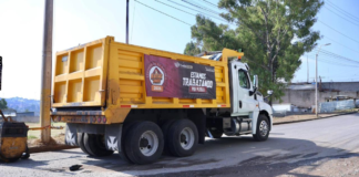 Supervisan trabajos de bacheo en la zona de San Jerónimo Caleras