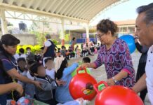 DIF Cuautlancingo entrega juguetes en ocho CAIC