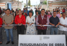 Omar Muñoz entrega obra en calle de San Lorenzo Almecatla