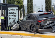 Choque en la Vía Atlixcáyotl deja tres lesionados y daños materiales