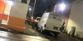 Muere motociclista tras derrapar sobre la lateral de Vía Atlixcáyotl