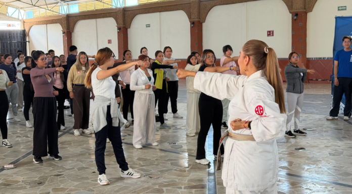 Fomentan autocuidado y defensa personal para mujeres en Tepeaca