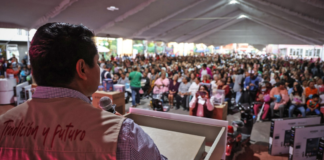 Cuautlancingo festeja a miles de madres con eventos y regalos