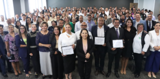 Congreso abre diálogo para reconocer al magisterio poblano