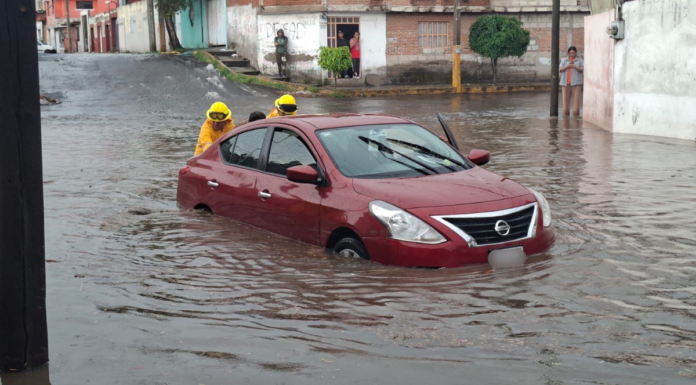 Protección Civil activa protocolos tras fuerte lluvia en Puebla