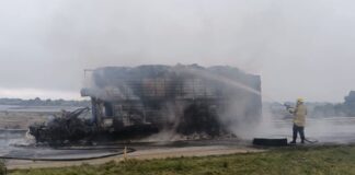 Incendio de vehículo en Arco Norte provoca cierre