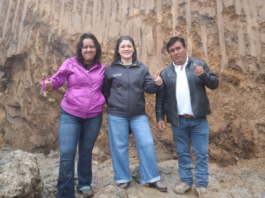 Zacatlán construye muro para evitar bloqueos por deslaves