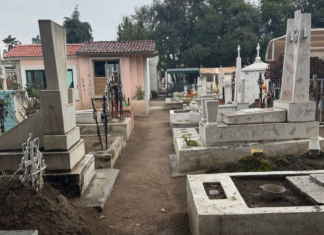 Texmelucan prepara panteones para visitas por el Día de las Madres