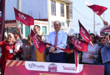 Pepe Chedraui inicia pavimentación en calle de Lomas Coyopotrero