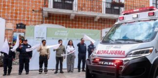 Ariadna Ayala entrega nueva ambulancia para traslados en Atlixco