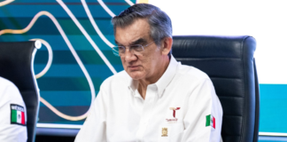 Américo Villarreal analiza acciones legales contra LA Times