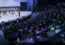 Celebran a papás con recital musical en Auditorio de la Reforma