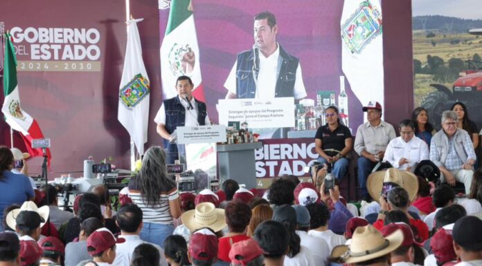 Armenta entrega beneficios para el campo en región de Atlixco