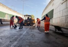 Realizan limpieza en el bajopuente de Bulevar 5 de Mayo y 2 Norte