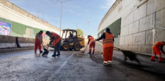 Realizan limpieza en el bajopuente de Bulevar 5 de Mayo y 2 Norte
