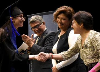 BUAP gradúa a 47 estudiantes de Biotecnología en el CCU