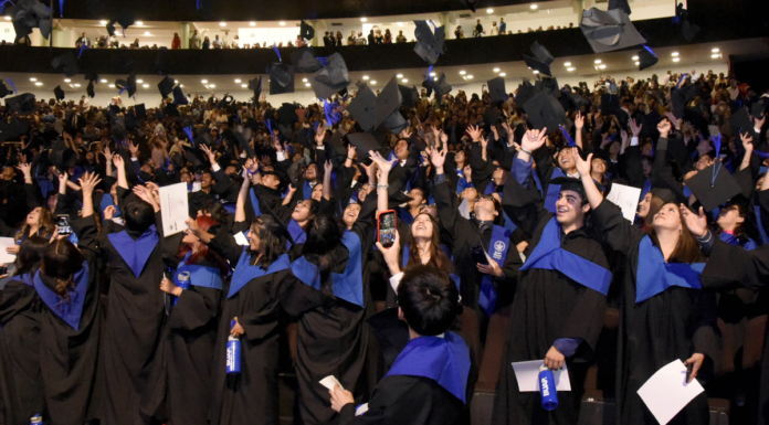 BUAP gradúa a 502 alumnos de preparatoria del CRC