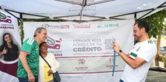 Pepe Chedraui entrega apoyos a emprendedores en San Jerónimo Caleras