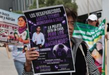 Madres buscadoras se manifiestan en inmediaciones del Cuauhtémoc