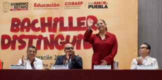 Laura Artemisa reconoce a estudiantes por salir a “romper esquemas”