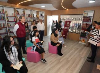 Pepe Chedraui fomenta lectura con Biblioteca en San Ramón