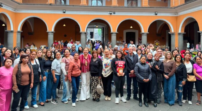 Laura Artemisa inaugura Encuentro de Emprendedoras en Puebla
