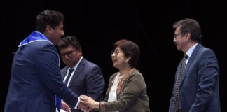 Rectora Lilia Cedillo encabeza graduación de Economía y Finanzas