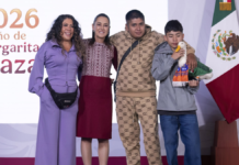 Pato “Merlín” llega a la mañanera de Claudia Sheinbaum